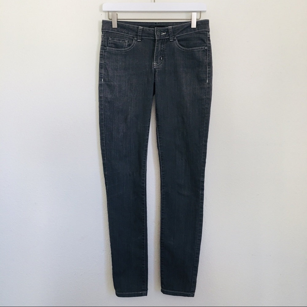 Prana lightweight gray skinny jeans